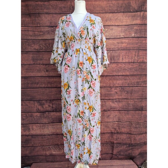 Lulus Lavender Deep v-Neck Split Flutter Sleeve Floral Dress Size Small - Picture 1 of 9